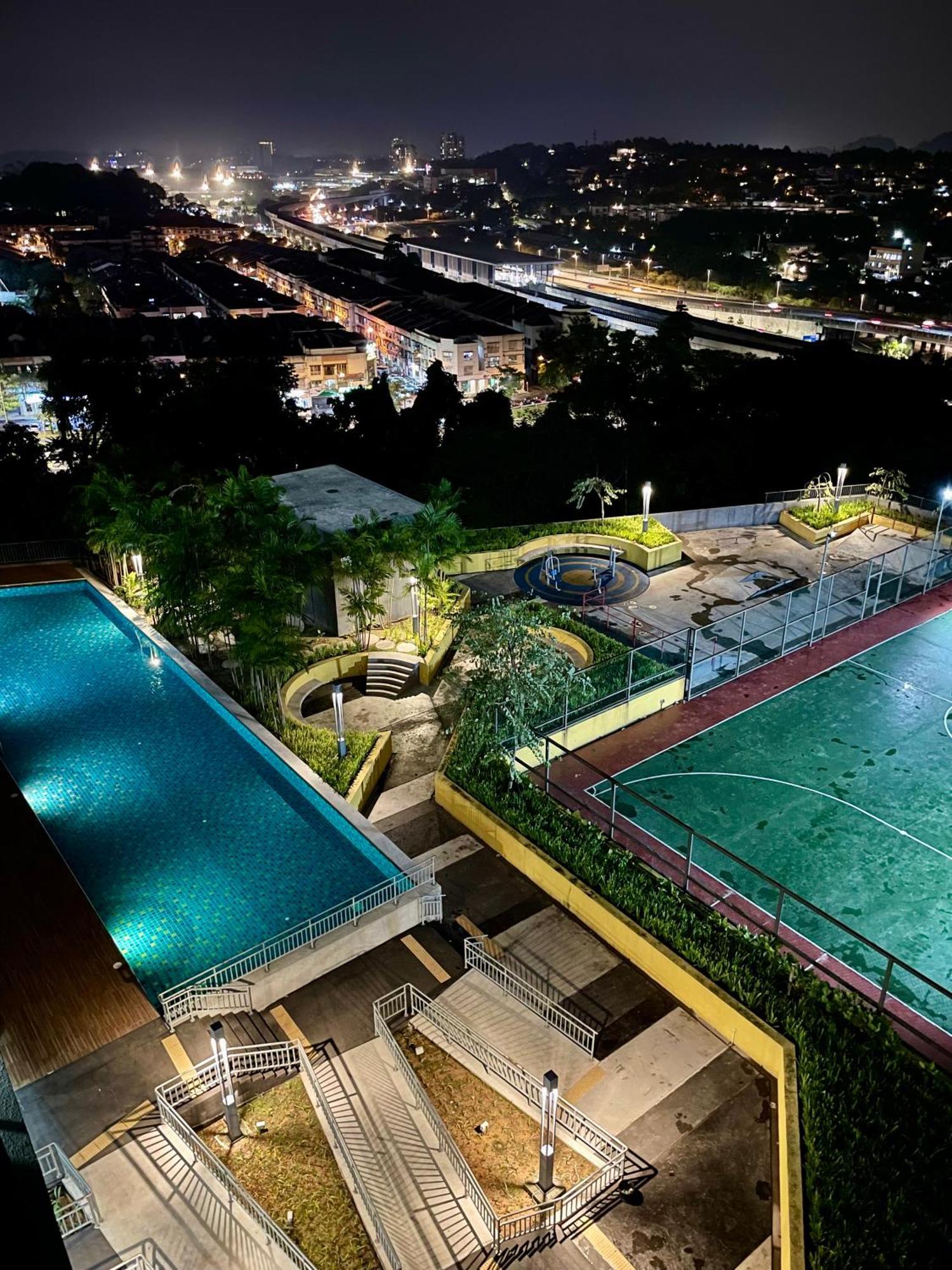 Cosmo Maison Damansara Damai Exteriér fotografie